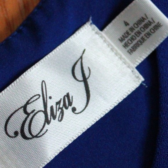 Eliza J Exposed Shoulder Dress - Picture 2 of 5